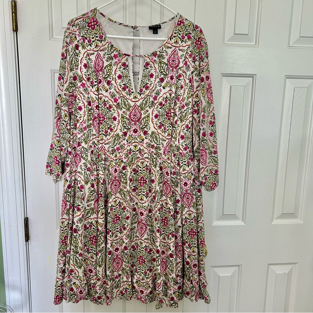 Torrid Pink Floral Keyhole Neckline Challis Skater Dress Size 4X - Picture 2 of 16